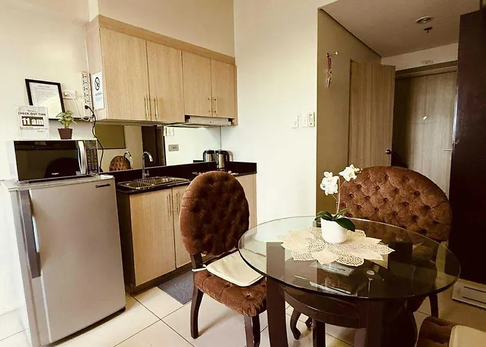 Aparthotel Breeze Staycation By Charmed Manila