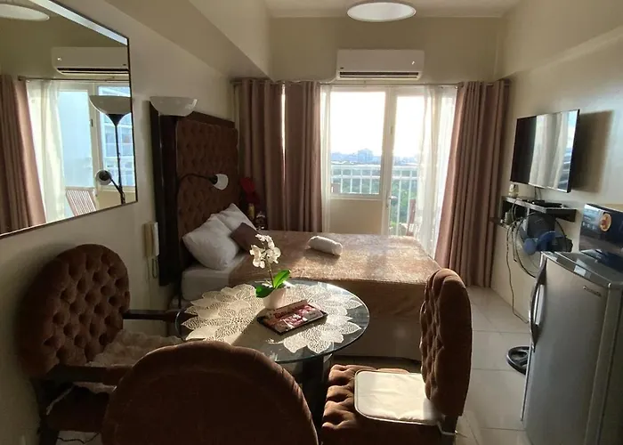 Breeze Staycation By Charmed 3* Manila