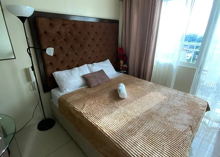Breeze Staycation By Charmed Aparthotel 3*