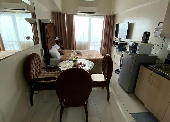Aparthotel Breeze Staycation By Charmed